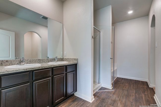 10818 Monterey Pike, House other with 5 bedrooms, 3 bathrooms and null parking in Converse TX | Image 16