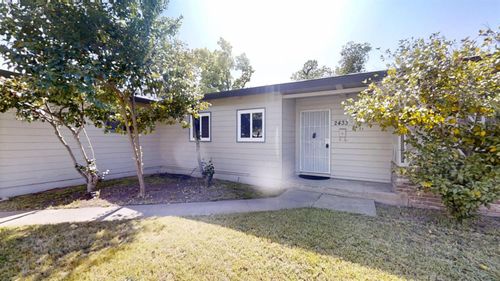 2433 Gwen Dr, Sacramento, CA, 95825-0210 | Card Image