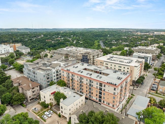 APT-303 - 711 W 26 Th St, Condo with 2 bedrooms, 2 bathrooms and 1 parking in Austin TX | Image 32