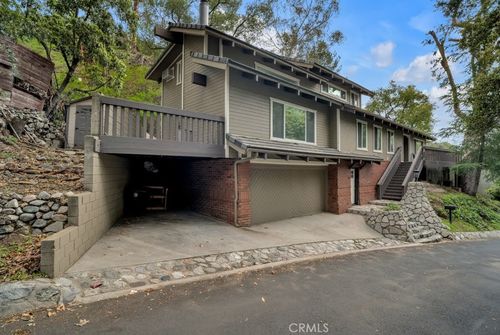 850 Country Club Dr, Burbank, CA, 91501 | Card Image