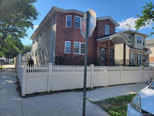 14612 181st St, Springfield Gardens, NY, 11413-3724 | Card Image