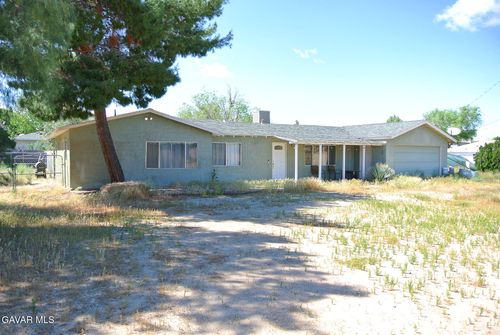 42435 45th Street, Lancaster, CA, 93536 | Card Image