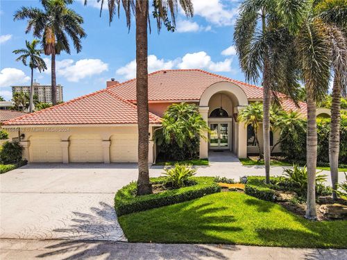 34 Pelican Dr, Fort Lauderdale, FL, 33301-1522 | Card Image