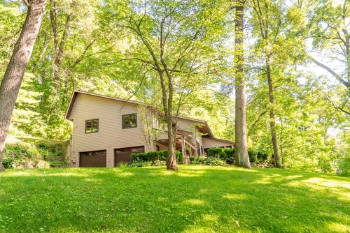 26440 276th Avenue Pl, Princeton, IA, 52768-9663 | Card Image