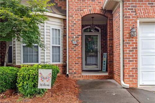 unit-b-1560 Conning Ct, Kernersville, NC, 27284-3387 | Card Image