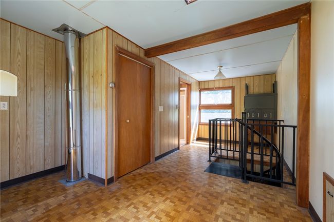 142 Honeyman Ave, Home with 3 bedrooms, 3 bathrooms and 5 parking in Middletown RI | Image 19