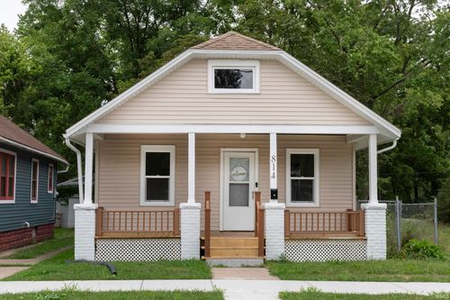 814 Sancome Ave, South Bend, IN, 46628-2727 | Card Image