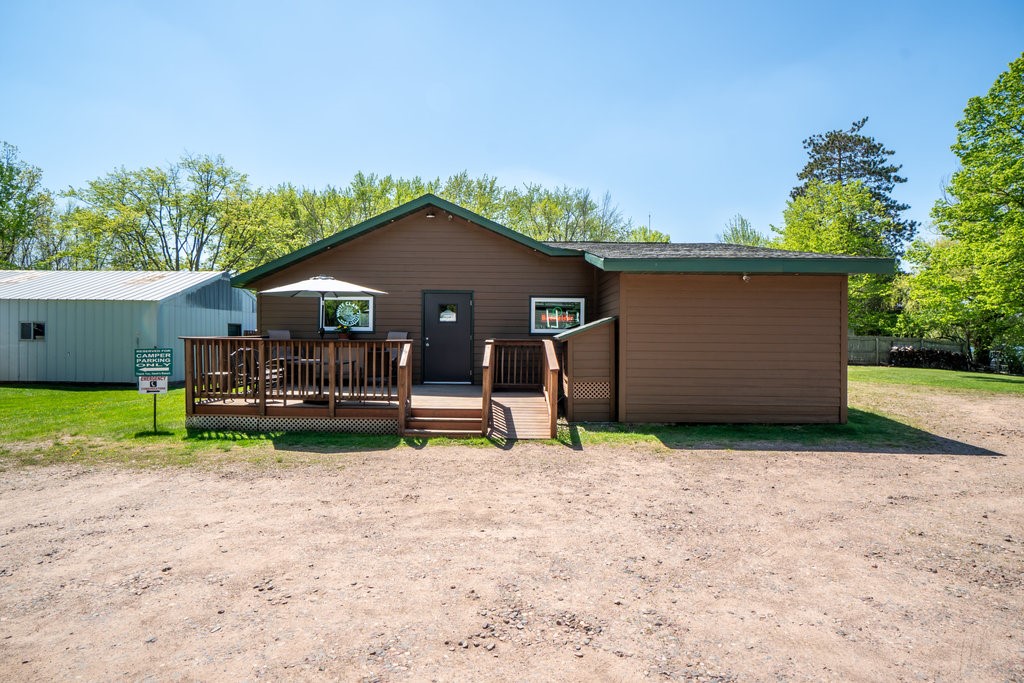 Residential in New Auburn 3