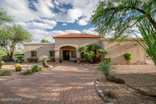6020 N Placita Del Lagarto, Tucson, AZ, 85718-2945 | Card Image