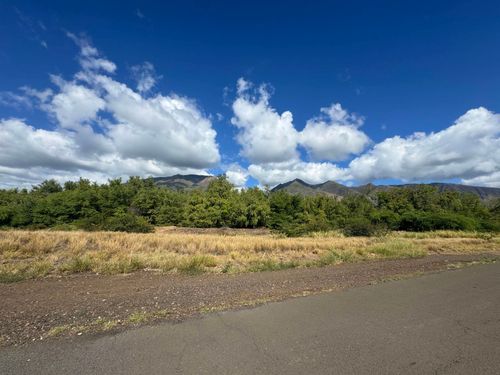 952 Luawai St, Lahaina, HI, 96761 | Card Image