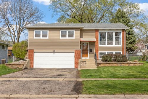 2308 Crabtree Ave, Woodridge, IL, 60517-2918 | Card Image