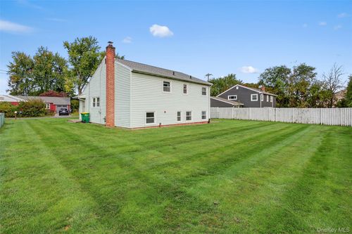 620 Plainfield St, Kingston, NY, 12401-1912 | Card Image