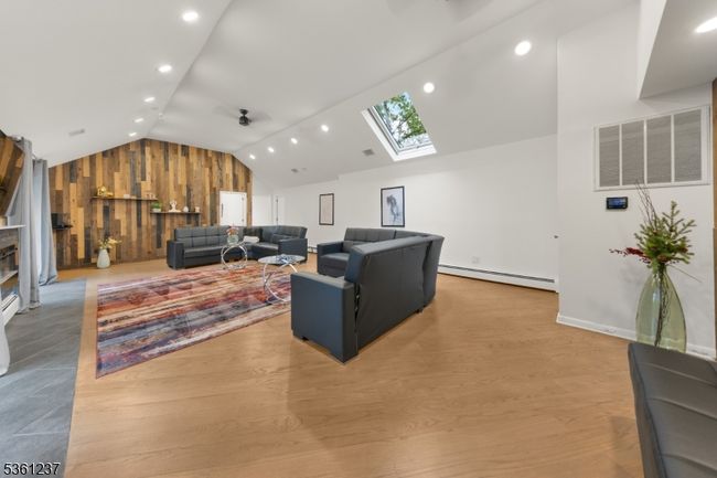 577 Rockaway Valley Rd, House other with 4 bedrooms, 4 bathrooms and null parking in Boonton Twp NJ | Image 11