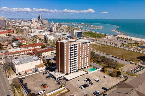 apt-401-715 S Upper Broadway St, Corpus Christi, TX, 78401-3542 | Card Image