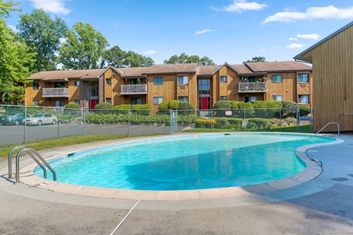 48-48 Riverview Dr, Bridgeport, CT, 06606-5930 | Card Image