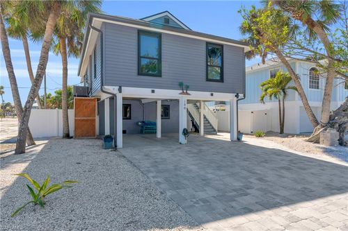 130 Madison Ct, FORT MYERS BEACH, FL, 33931 | Card Image