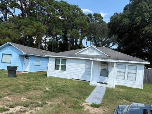 115 Chicago Ave Se, Fort Walton Beach, FL, 32548-7276 | Card Image