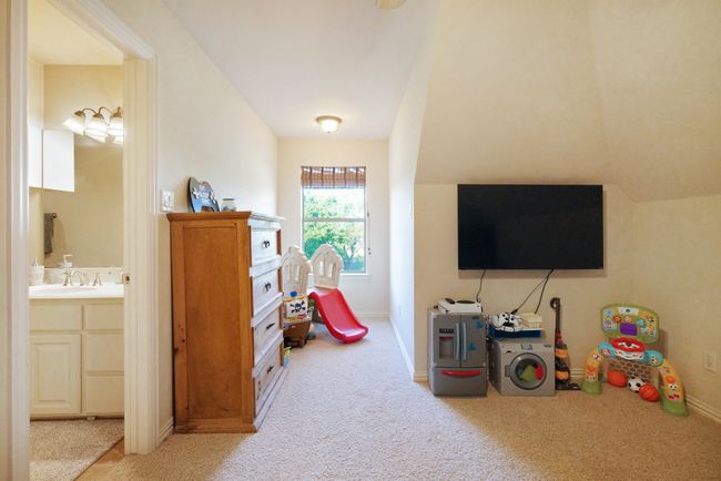 Second floor - Bedroom 2 | Image 7