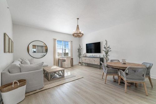 401-200 Ne 2nd Ave, Delray Beach, FL, 33444-3758 | Card Image