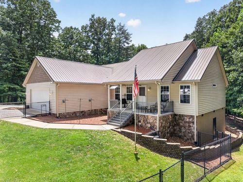 88 Scenic Pl, Monterey, TN, 38574-7137 | Card Image
