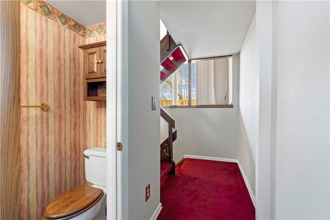 232 Falls Village Rd, Townhouse with 2 bedrooms, 2 bathrooms and 1 parking in Pittsburgh PA | Image 11