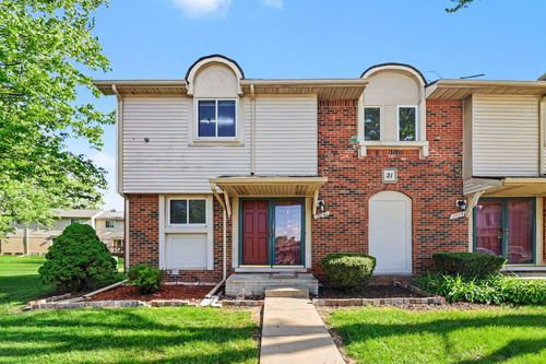 2041 W Franklin Dr, Canton, MI, 48187-2918 | Card Image