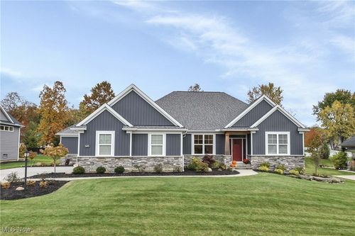 3695 Braemar Dr, Broadview Heights, OH, 44147-4299 | Card Image