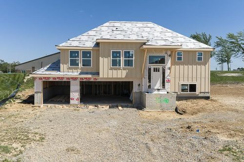 15580 Sheridan Ct, Basehor, KS, 66007-6600 | Card Image