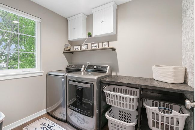 Upper Level Laundry | Image 26