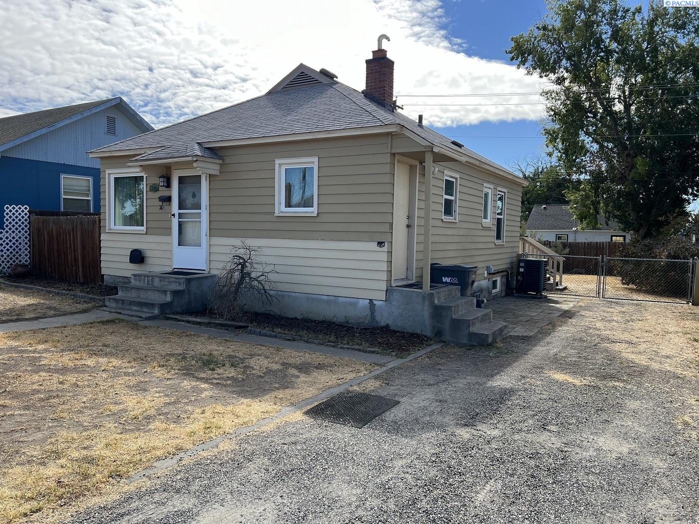 2nd Ave, Kennewick, WA 99336