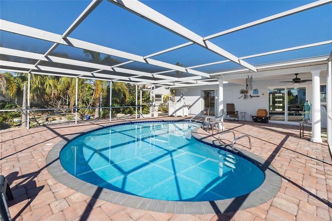 6518 Senegal Palm Way, House other with 3 bedrooms, 2 bathrooms and null parking in APOLLO BEACH FL | Image 26