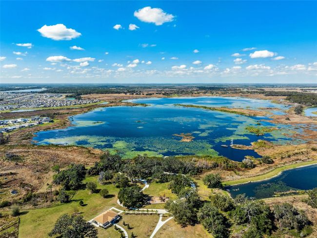 9804 Rowing Dale Bnd, House other with 4 bedrooms, 3 bathrooms and null parking in WESLEY CHAPEL FL | Image 74