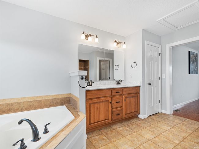 11114 Azbury Blvd, House other with 3 bedrooms, 4 bathrooms and null parking in Roanoke IN | Image 18
