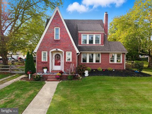 127 Center St, GIBBSTOWN, NJ, 08027-1278 | Card Image