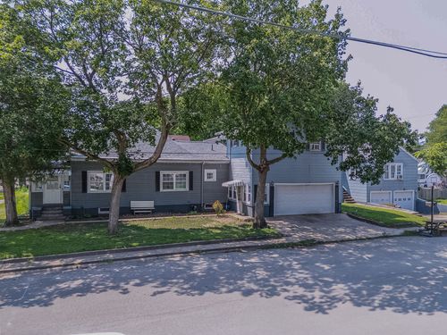 225 E Pinckney St, Pontiac, IL, 61764-2121 | Card Image