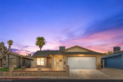600 Watkins Drive, Las Vegas, NV, 89107 | Card Image