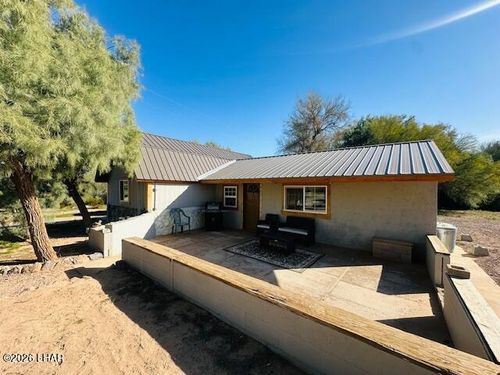 29525 Beer Barrel Rd, Bouse, AZ, 85325 | Card Image