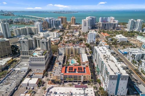 c619-100 Central Ave, SARASOTA, FL, 34236-5737 | Card Image