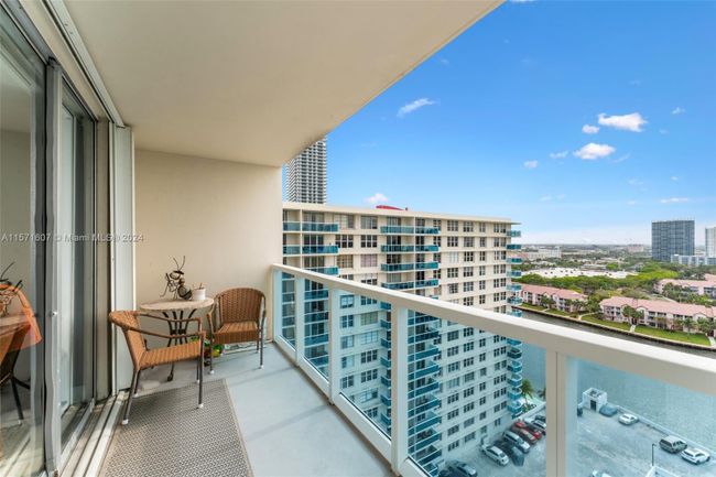 1722 - 3800 S Ocean Dr, Condo with 1 bedrooms, 1 bathrooms and null parking in Hollywood FL | Image 14