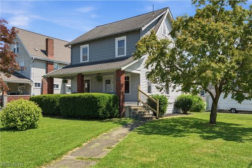 201 E Wilson Ave, Girard, OH, 44420-2702 | Card Image