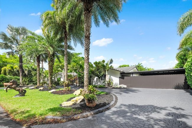19420 Sw 129 Th Ave, House other with 4 bedrooms, 3 bathrooms and null parking in Miami FL | Image 13