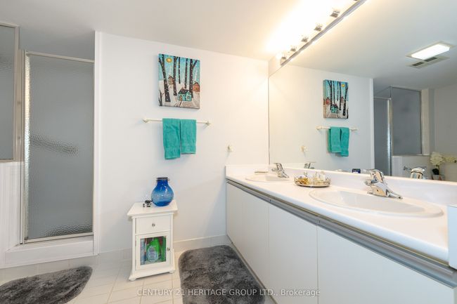 1520 - 32 Clarissa Dr, Condo with 2 bedrooms, 2 bathrooms and 2 parking in Richmond Hill ON | Image 23
