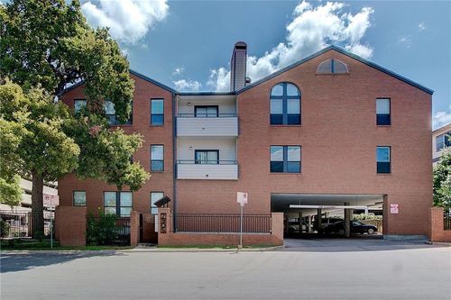 207-2905 Swisher St, Austin, TX, 78705-3450 | Card Image