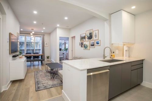 319-9233 Ferndale Rd, Richmond, BC, V6Y0B8 | Card Image