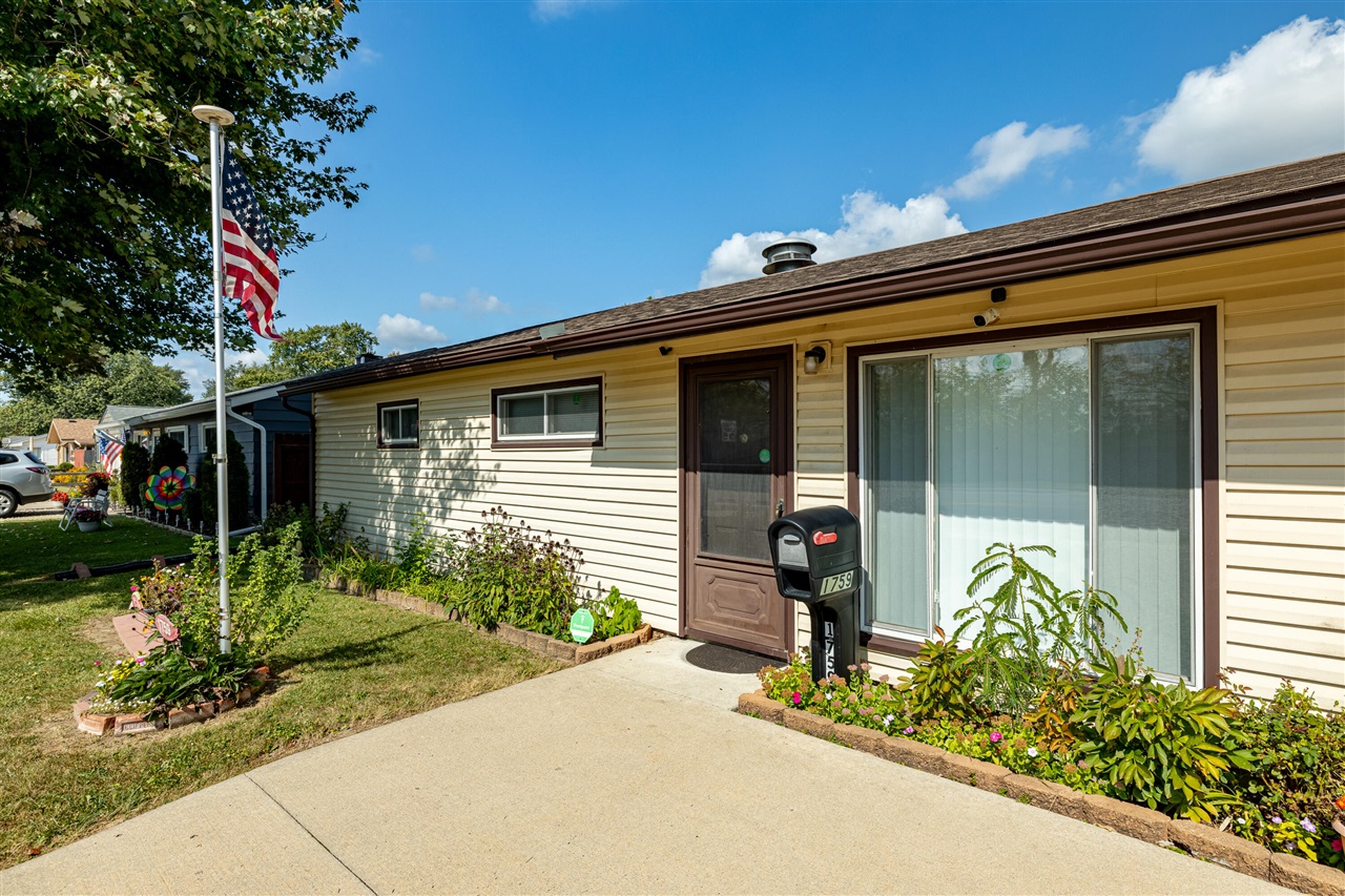 Grove Rd, Ypsilanti, MI 48198