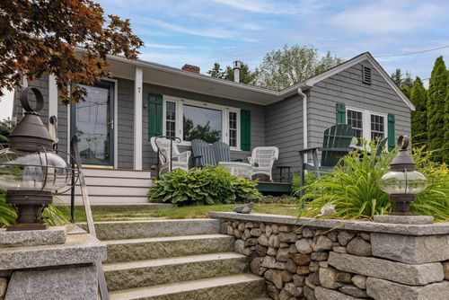 7 Piscataqua St, New Castle, NH, 03854-4404 | Card Image