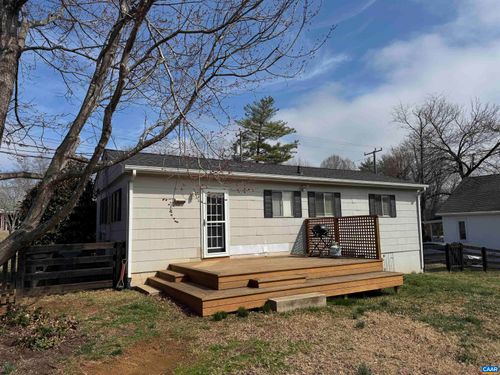 402 Harris Rd, CHARLOTTESVILLE, VA, 22903-4317 | Card Image