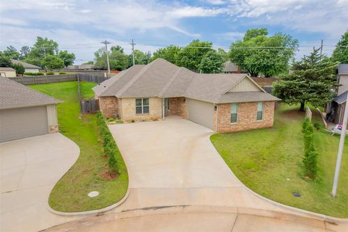 4723 W Santa Fe Court, Stillwater, OK, 74074-0000 | Card Image