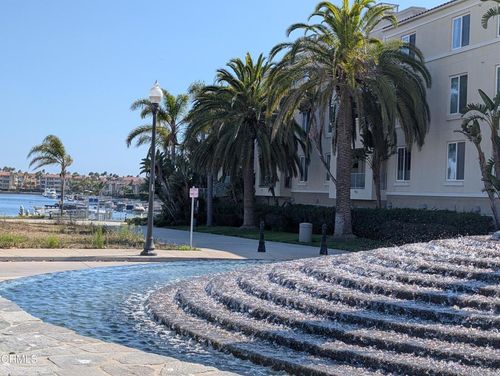 4256 Tradewinds Dr, Oxnard, CA, 93035-1400 | Card Image