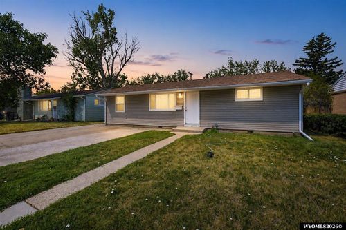 1534 Brigham Young St, Casper, WY, 82604-3067 | Card Image
